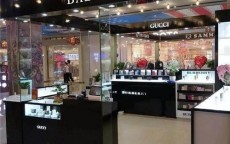 化妆品批发去哪里进货(批发化妆品的进货渠道)
