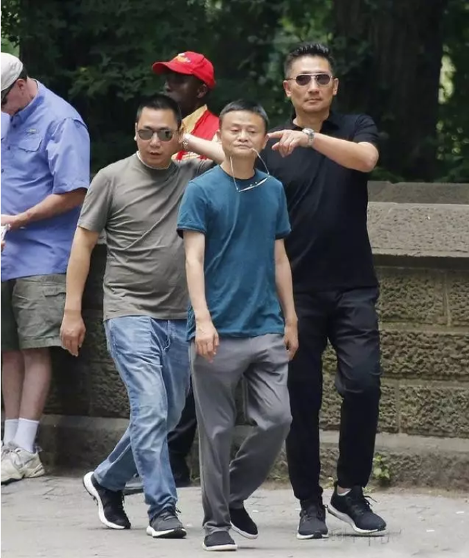 买了TA,你就能享受马云眼中的世界